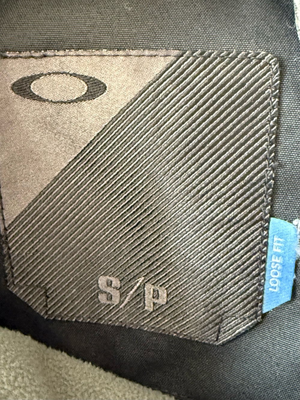 Oakley Black Men's Snow/Ski Pants with Rainbow Stripe Accent - Picture 16 of 16